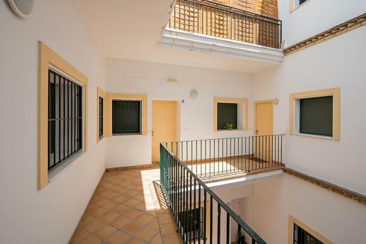 Triana Alfareria Suites By Valcambre Севиля Екстериор снимка