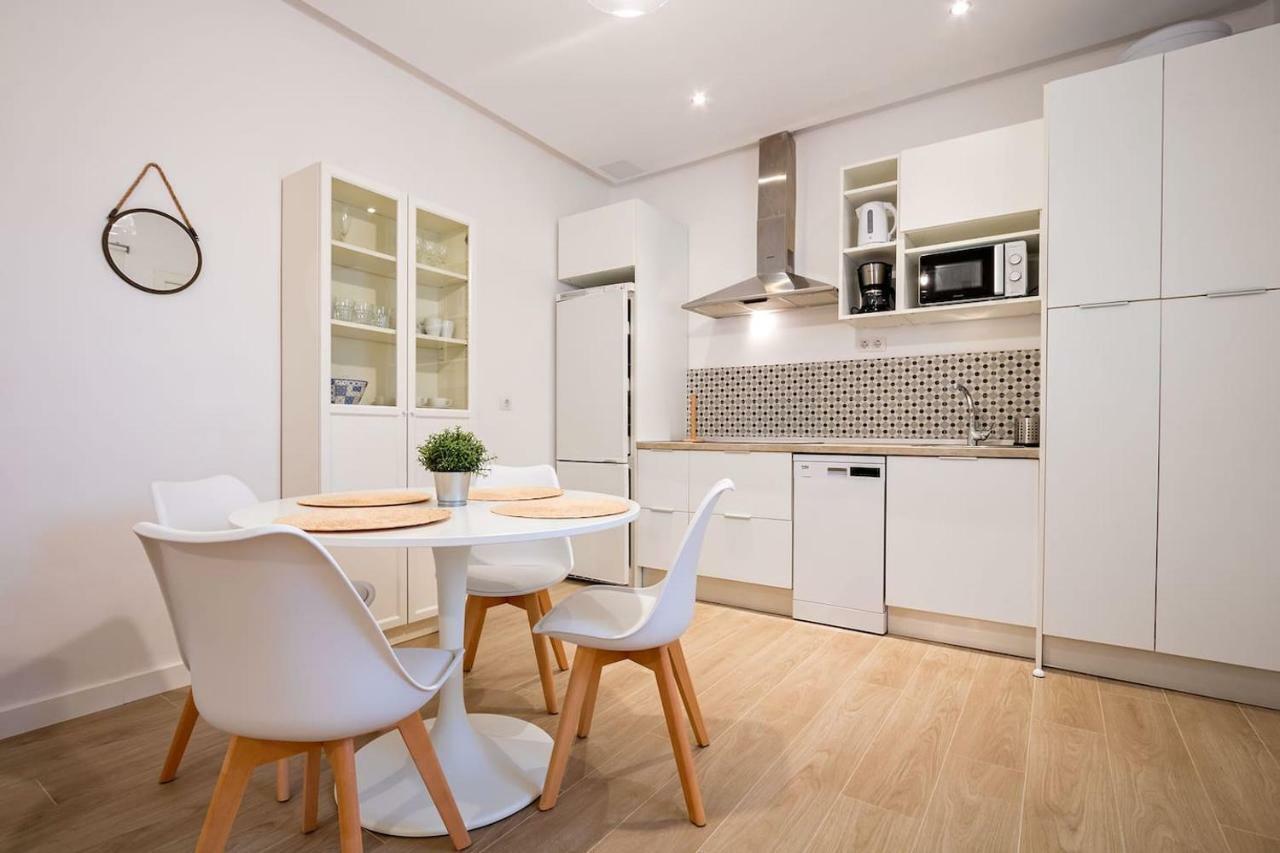 Triana Alfareria Suites By Valcambre Севиля Екстериор снимка