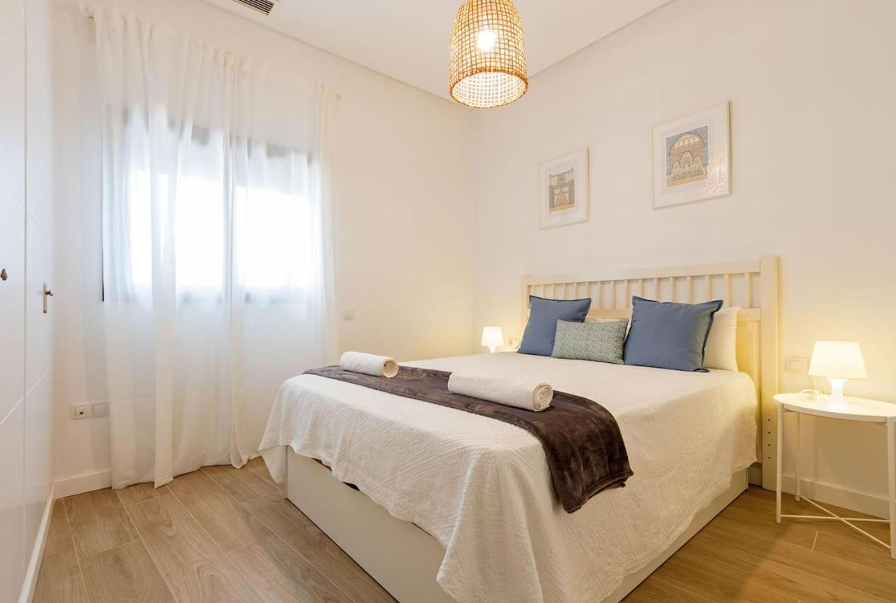 Triana Alfareria Suites By Valcambre Севиля Екстериор снимка